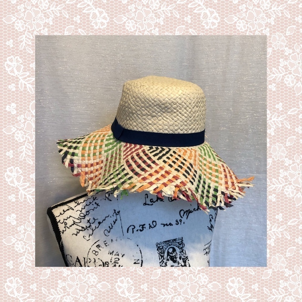 Super Cute Sunhat - 100% Paper - NWOT